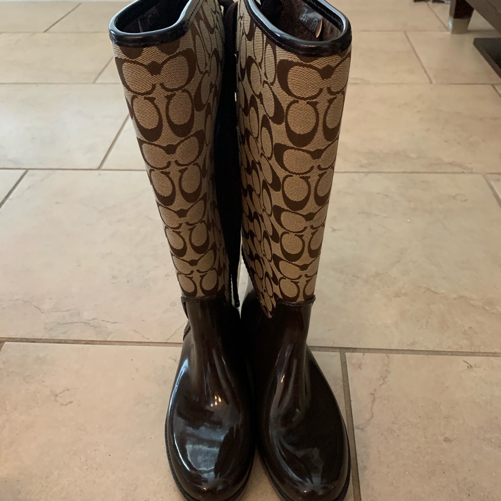 coach rain boots